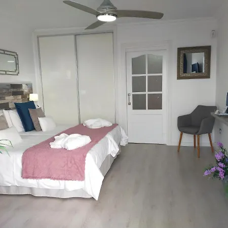 Playa Monis 1 Apartment